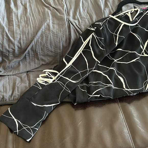 Women’s Lot of Dress Blouses NEW OR LIKE NEW. Size XL/1X/XXL - Picture 15 of 16